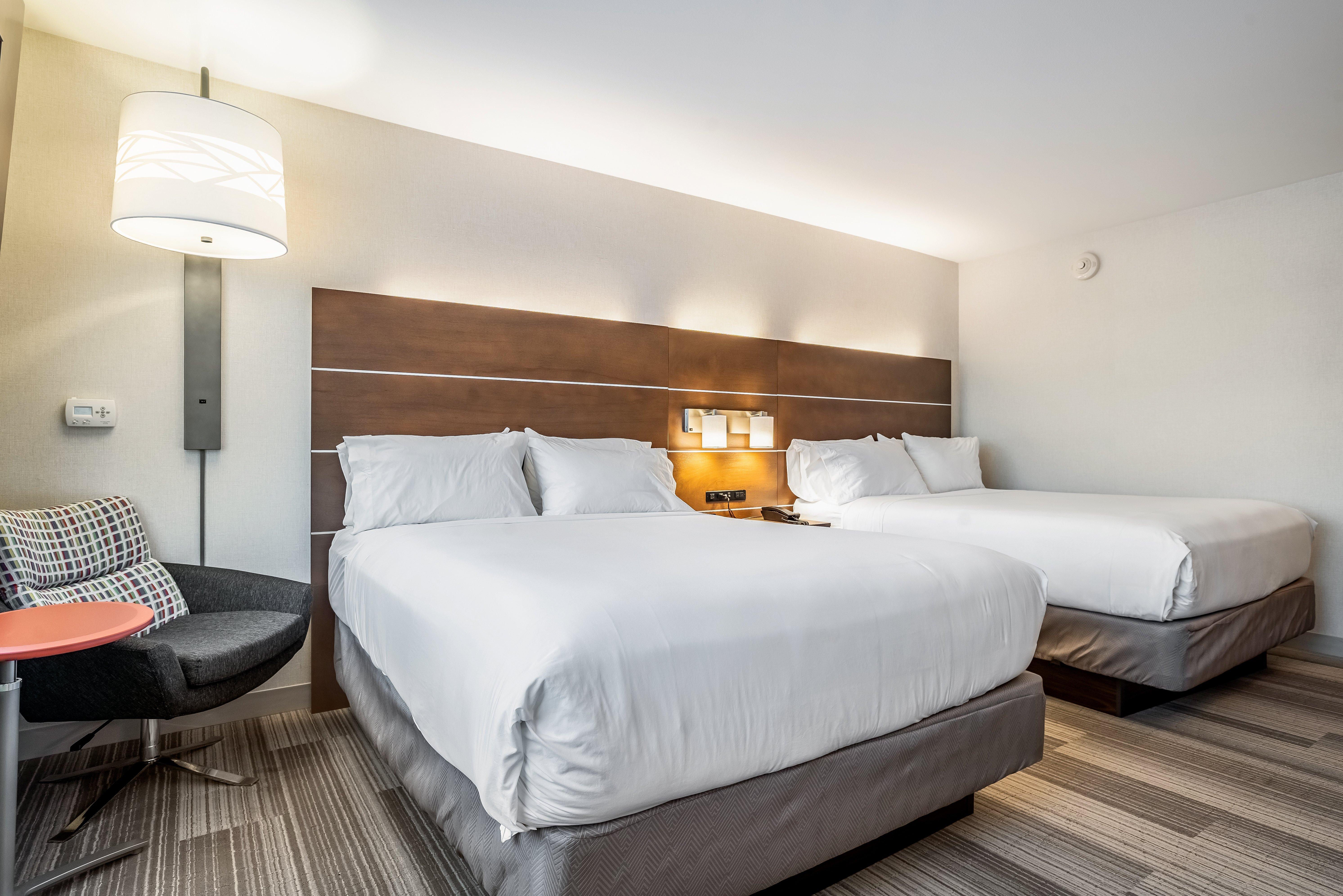 Hotel Express & By Ihg 3*