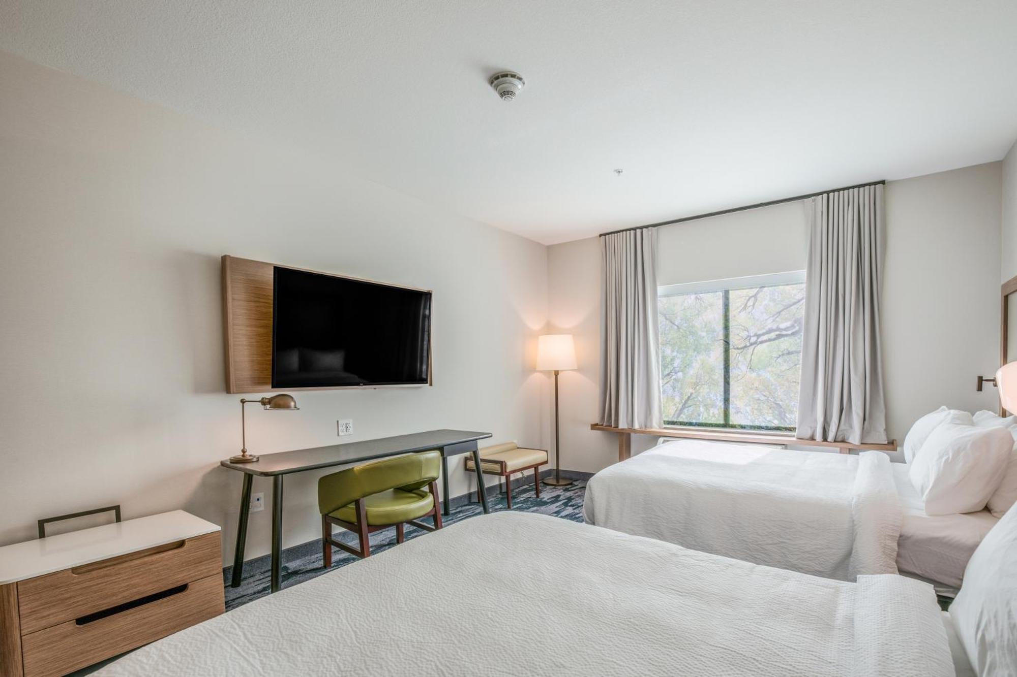 Express & By Ihg 3* Platteville
